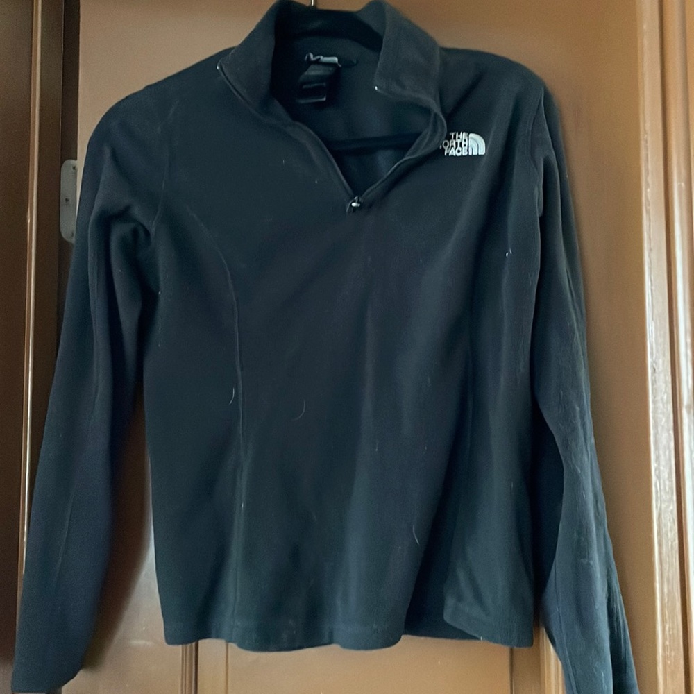 Medium black light weight North Face